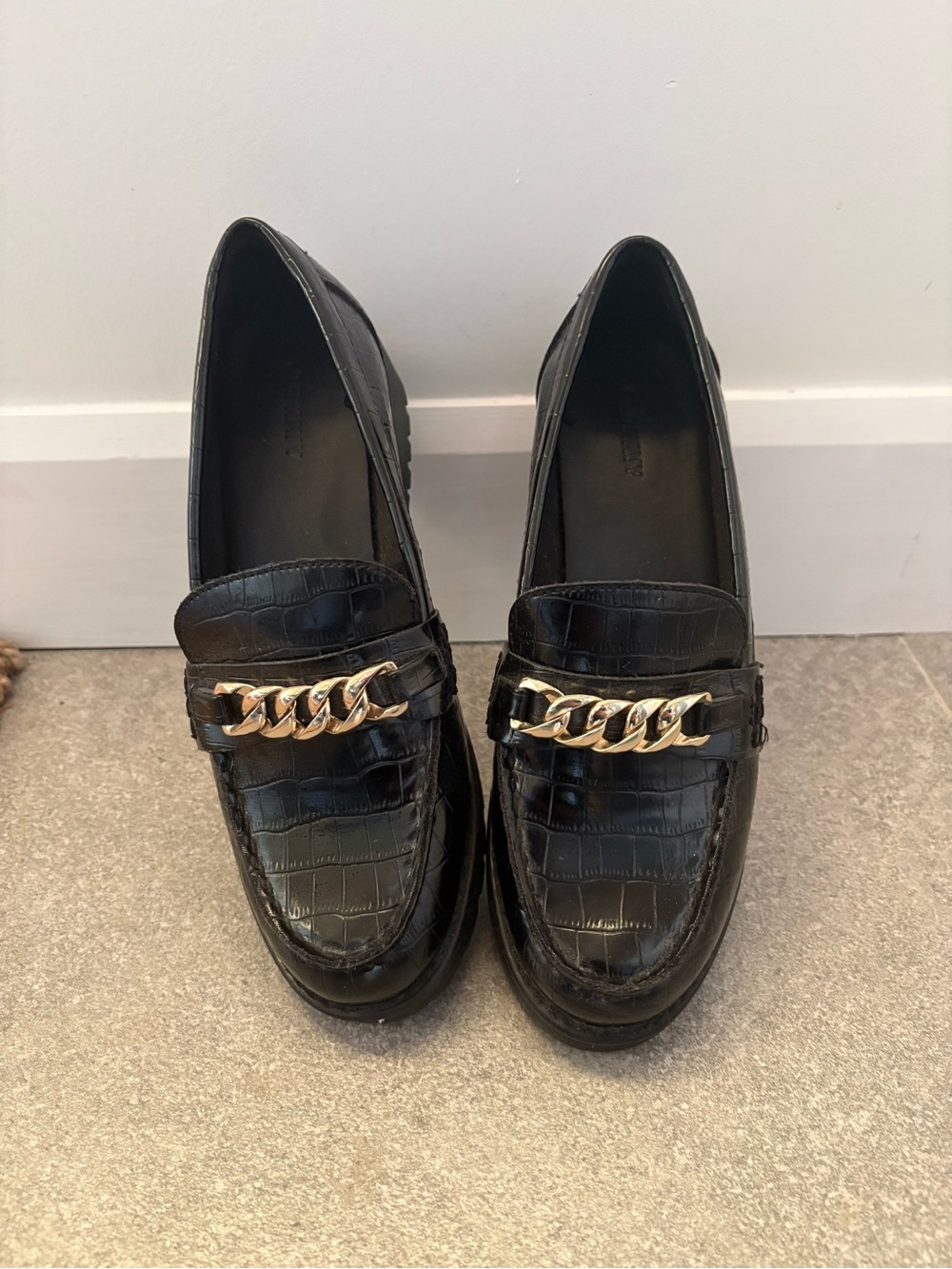 Old Navy Black Croc-Embossed Loafers with Gold Chain Accent